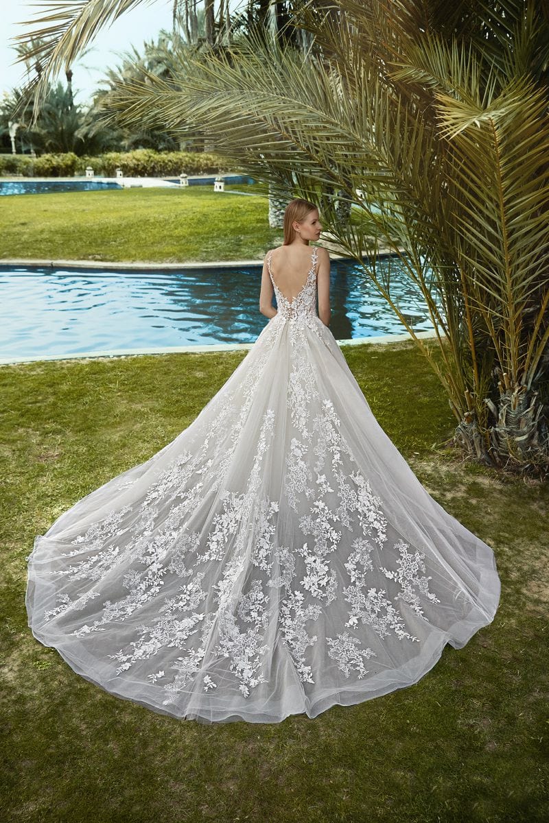 Demetrios 1008 - Size 14