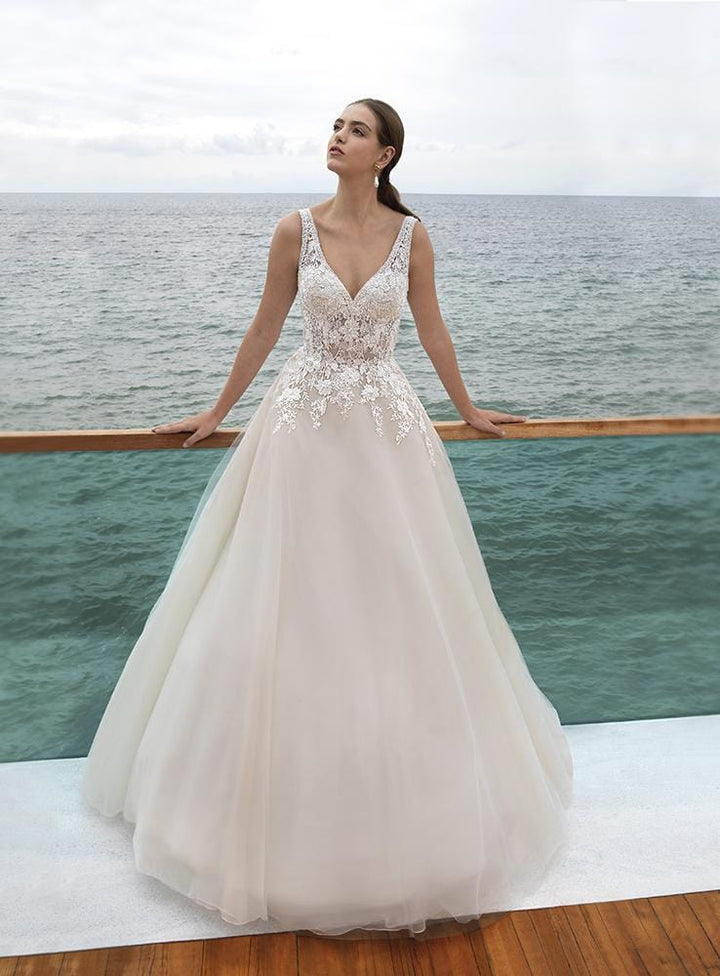 Demetrios 8003 - Size 18