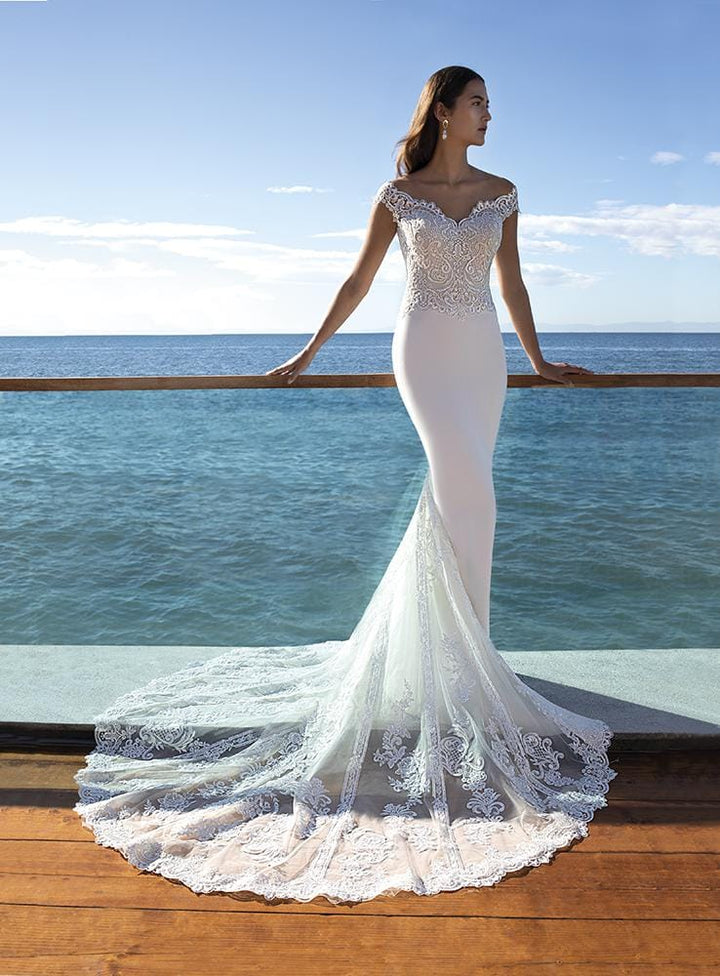 Demetrios 8023 - Size 14