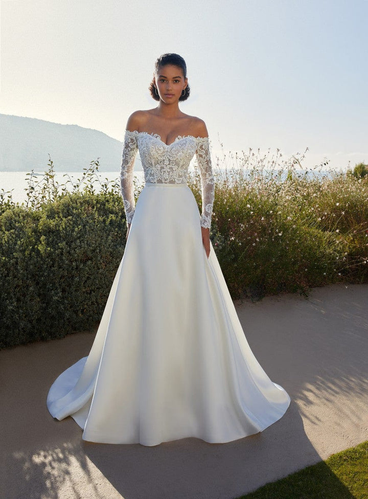 Demetrios 8121 - Size 24