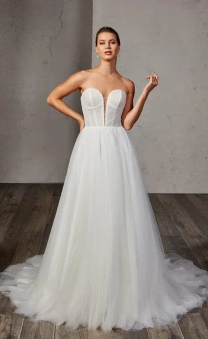 Eddy K. Angelina - Size 16