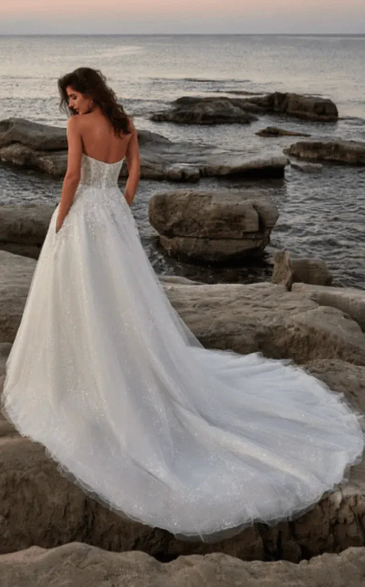 Eddy K. Avila - Size 12