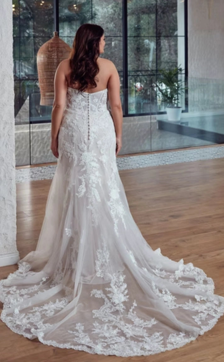 Eddy K. UR463 - Size 16
