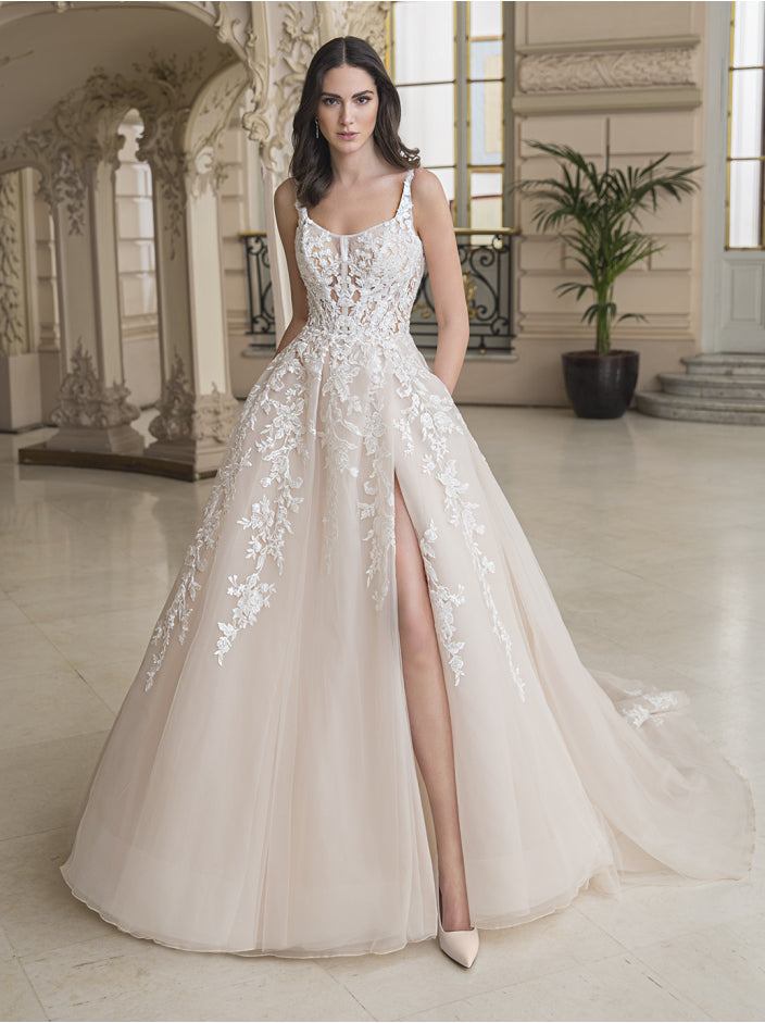 Élysée by Enzoani Acadia - Size 10