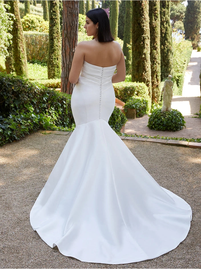 Élysée by Enzoani Aramis - Size 22