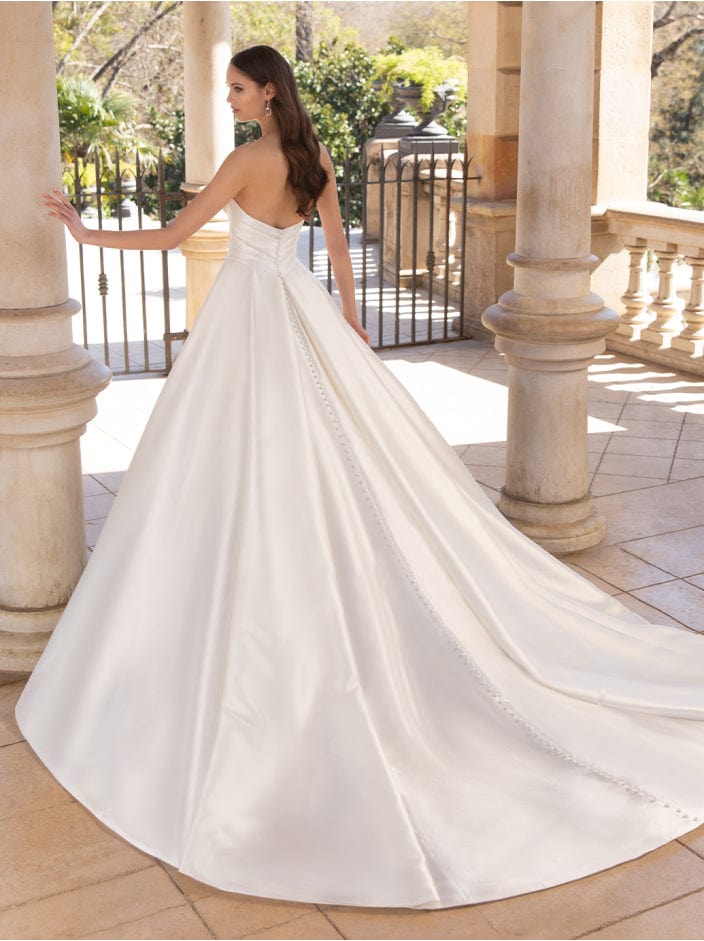 Élysée by Enzoani Delancey - Size 10