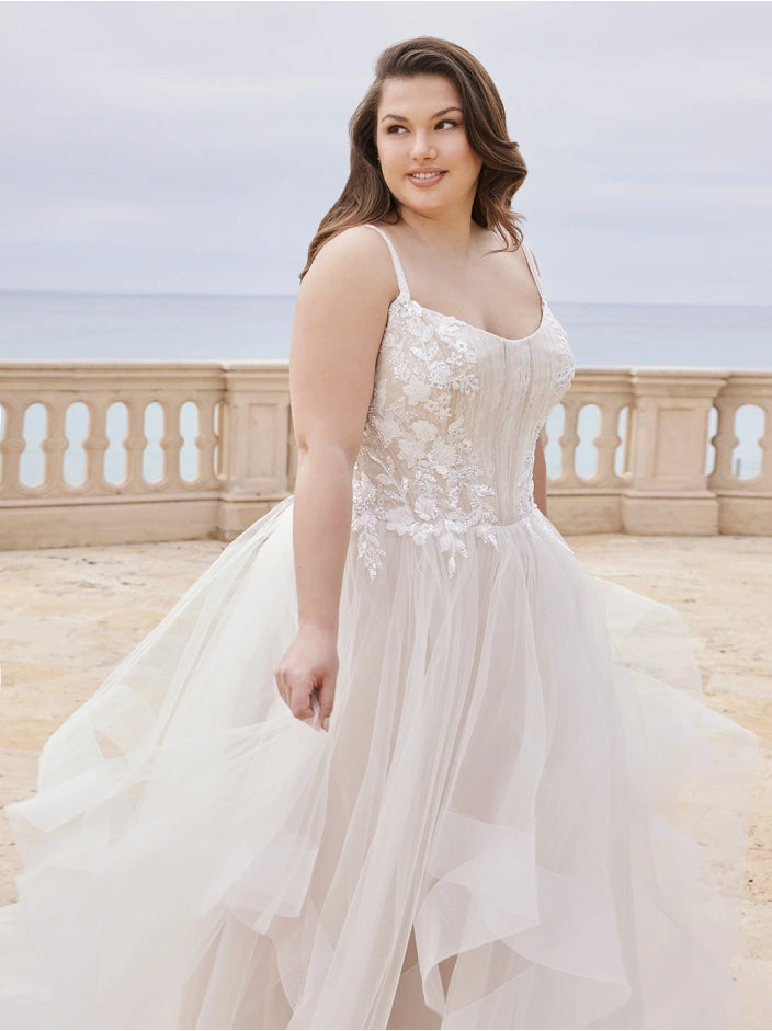 Élysée by Enzoani Schuyler - Size 24