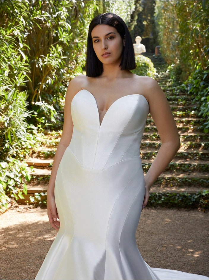 Élysée by Enzoani Toussaint - Size 22