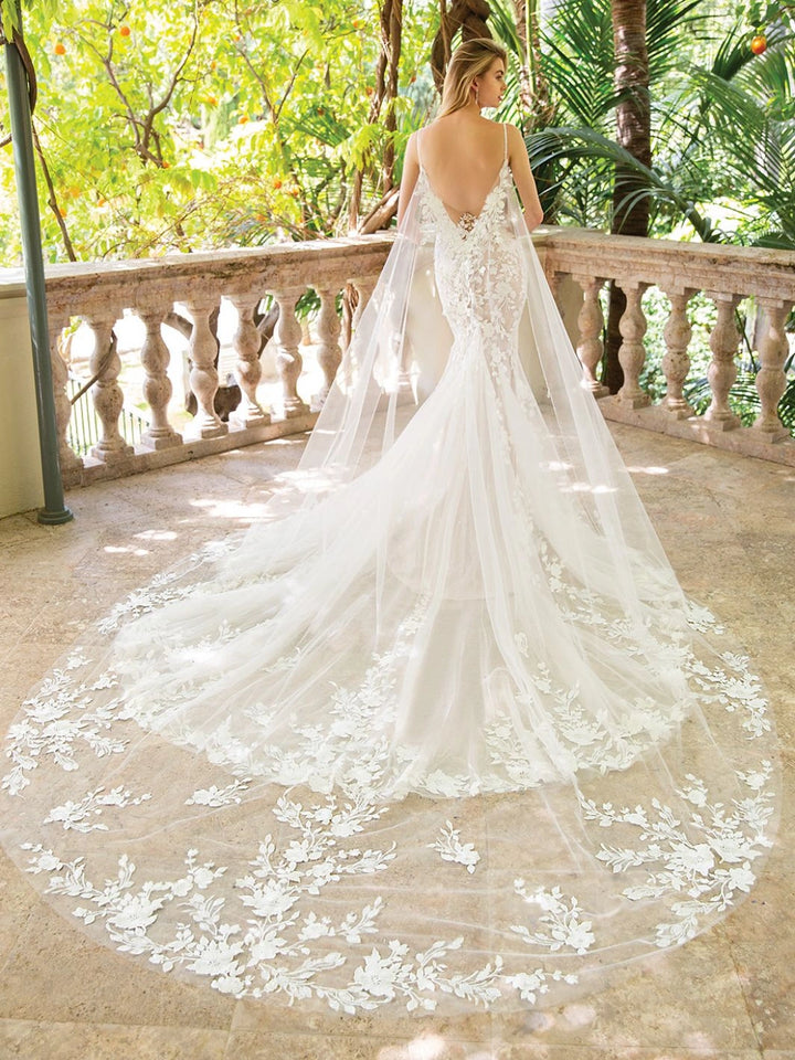 Enzoani Raissa Cape - Size 12
