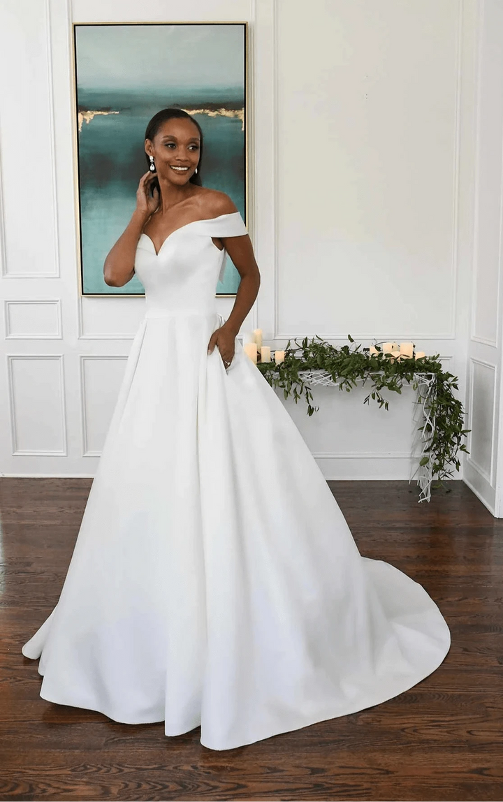 Essense of Australia D3232 - Size 6