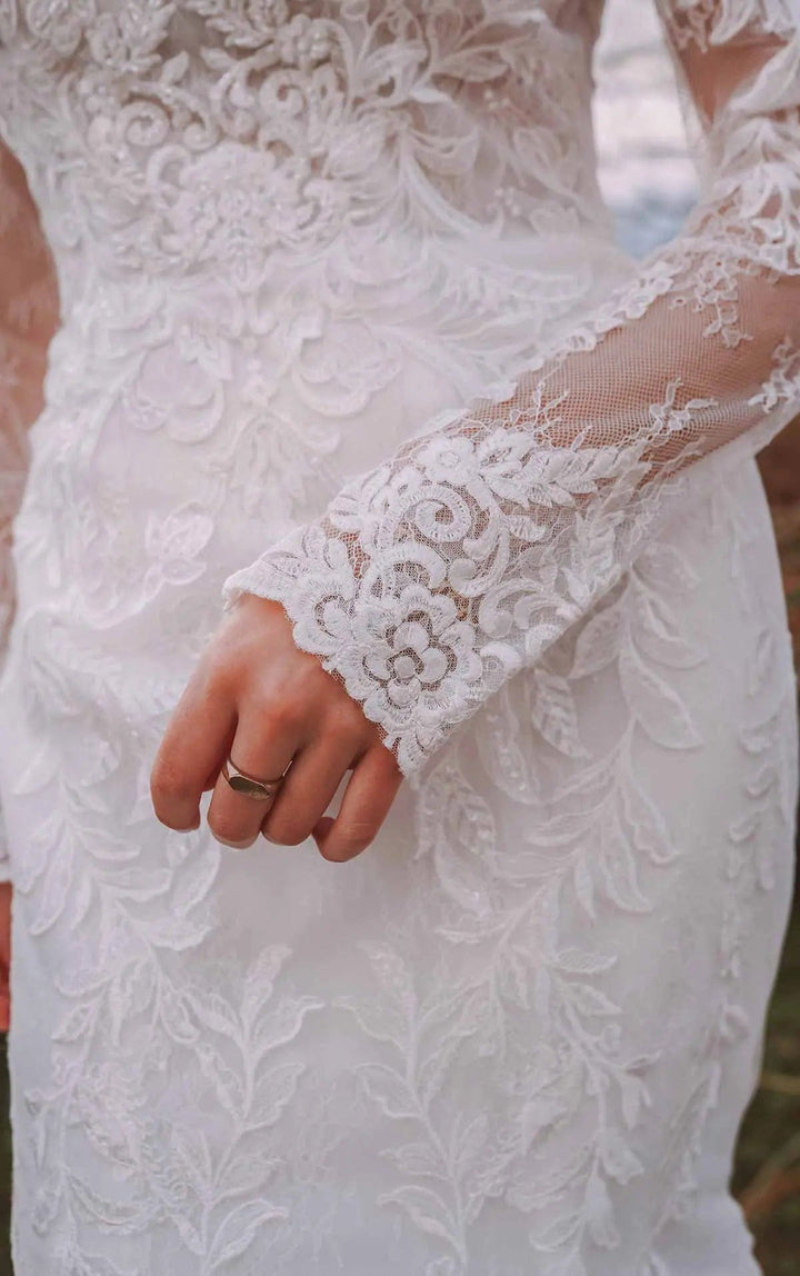 Essense of Australia D3315 - Size 16