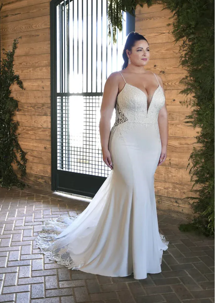 Essense of Australia D3339 - Size 20