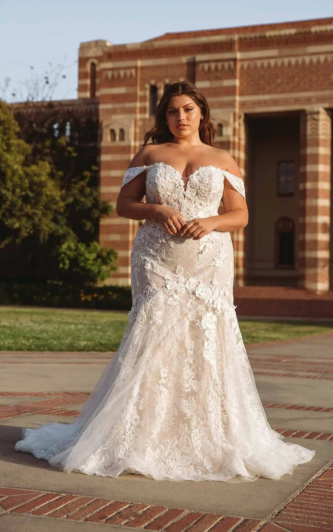Plus size off the shoulder wedding dress clearance