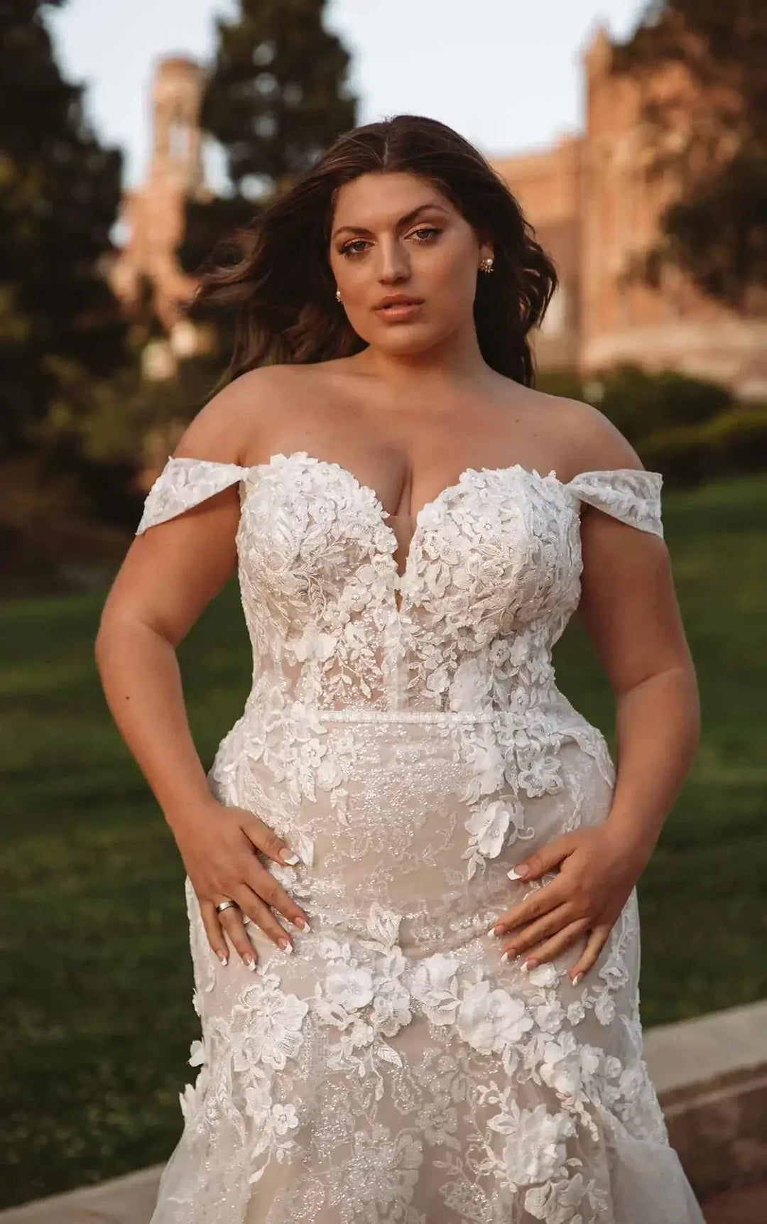 Essense of Australia D3374 - Size 24