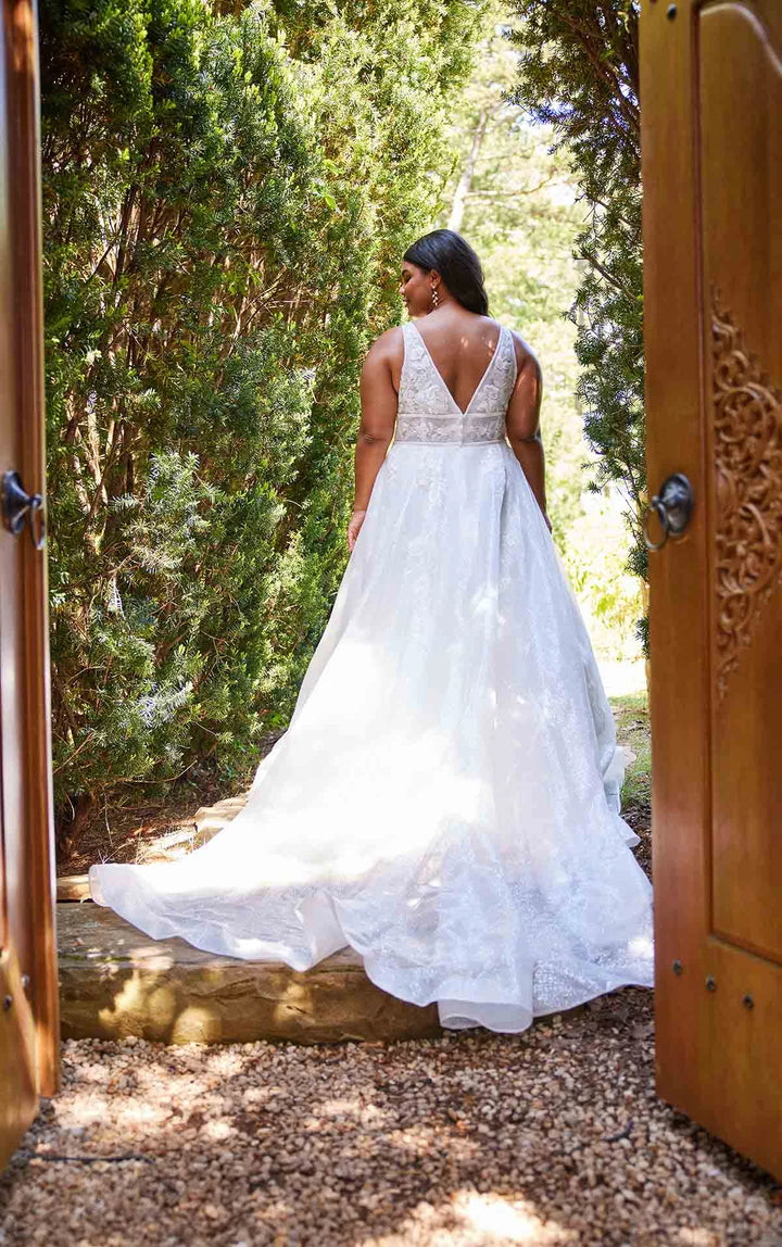 full back of essense d3445 ivory tulle a-line wedding dress, showing the lace bodice with a v back and chapel length train