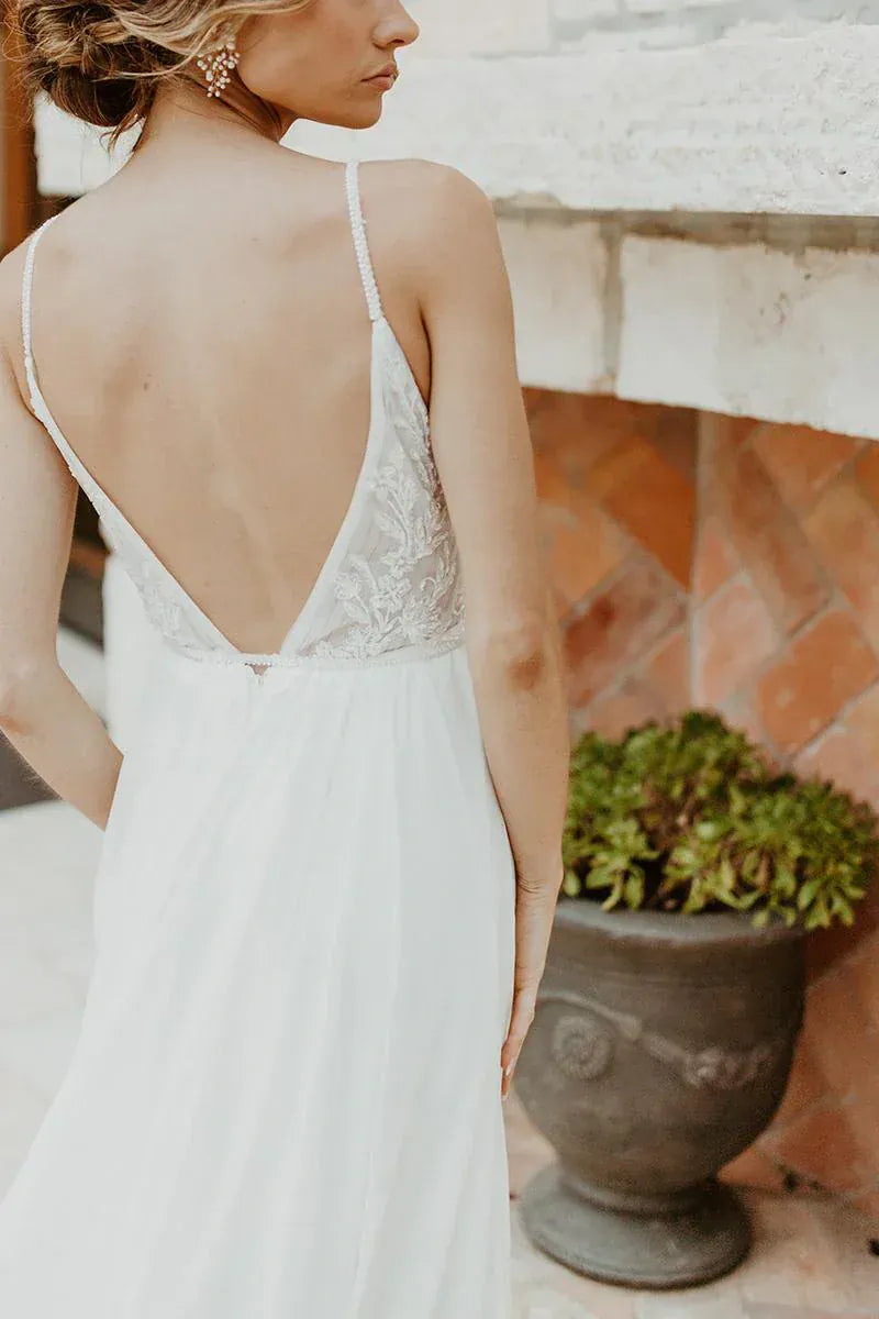 Essense of Australia D3508 - Size 14