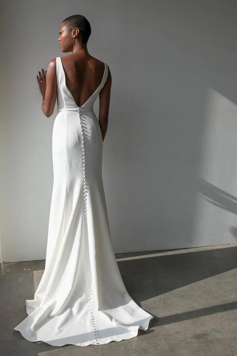 Essense of Australia D3576 - Size 10