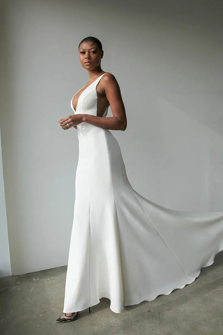 Essense of Australia D3576 - Size 10