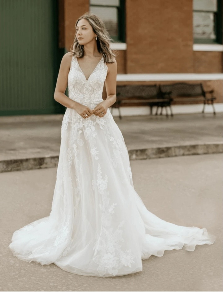 Essense of Australia D3654 - Size 14