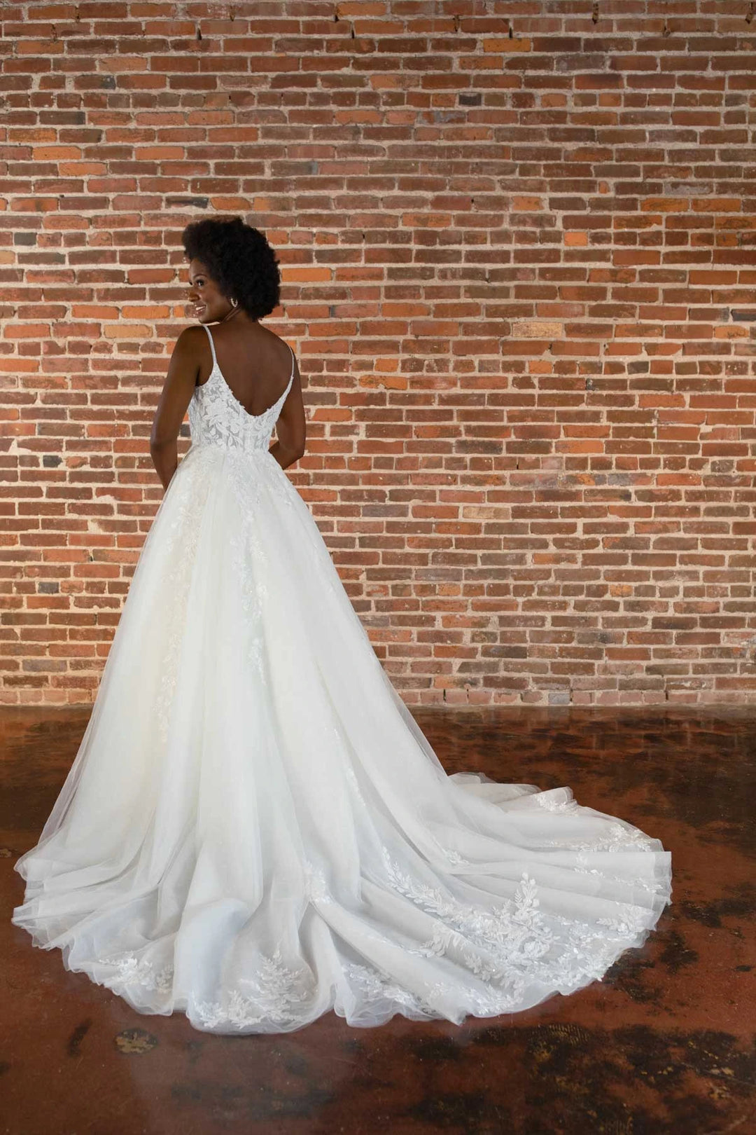 Essense of Australia D3720 - Size 16