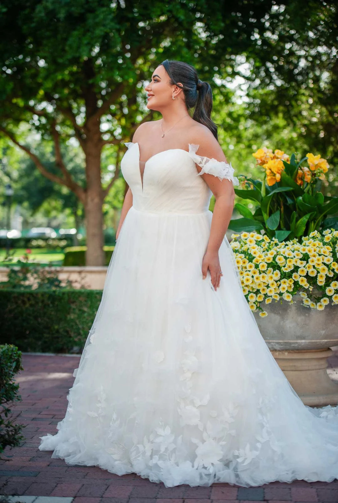 Essense of Australia D3734 - Size 22