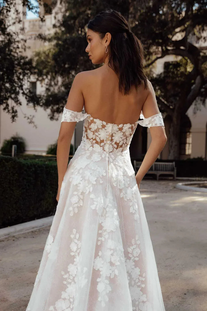 Essense of Australia D3738 - Size 14