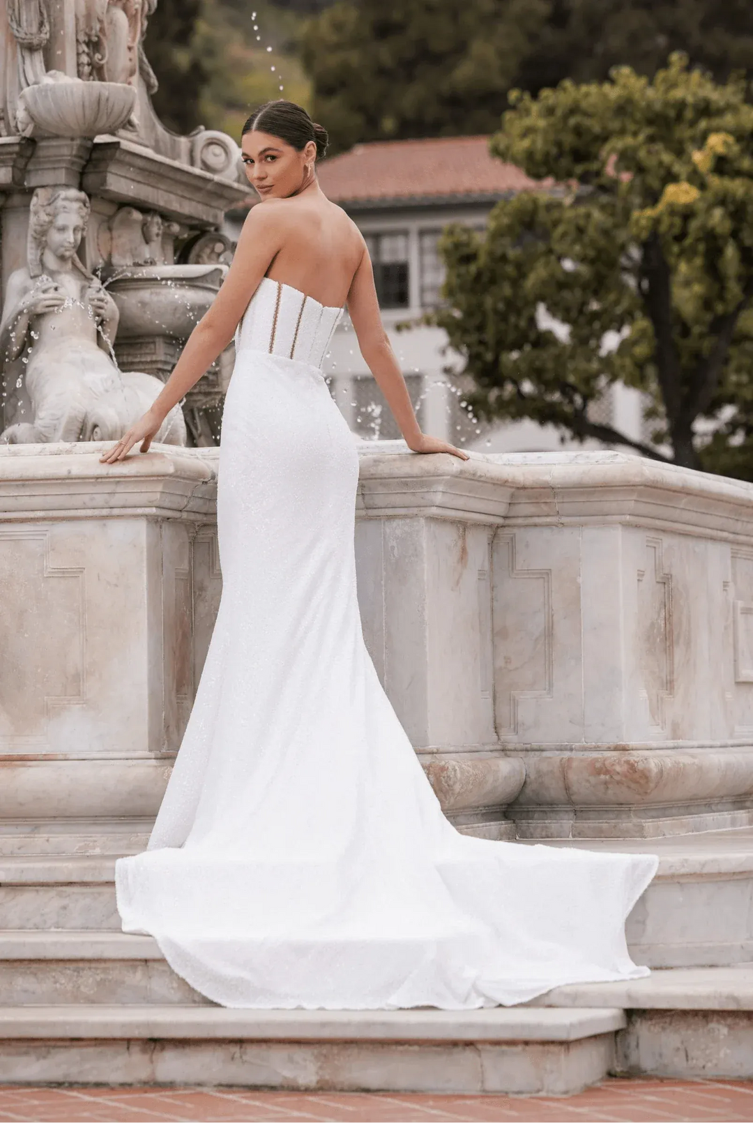 Essense of Australia D3939 - Size 10