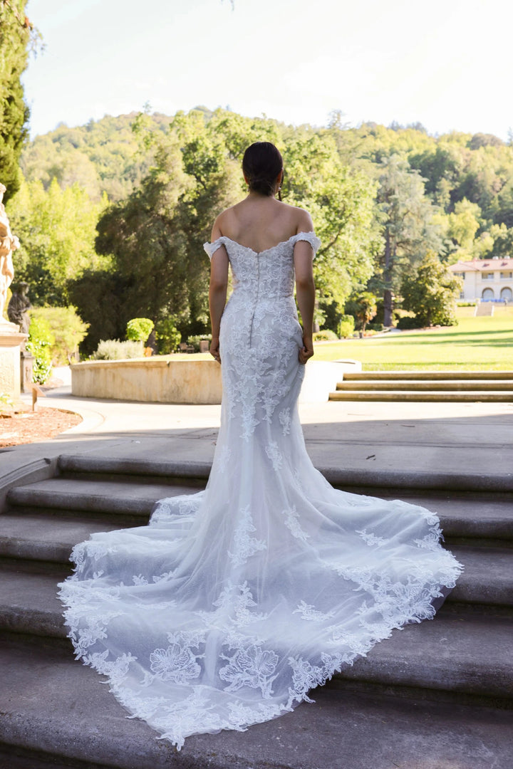 Essense of Australia D3960 - Size 12