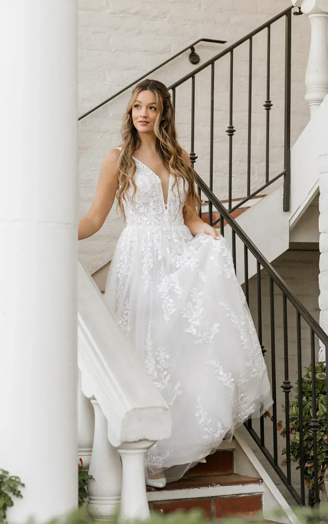 Essense of Australia D4007 - Size 14