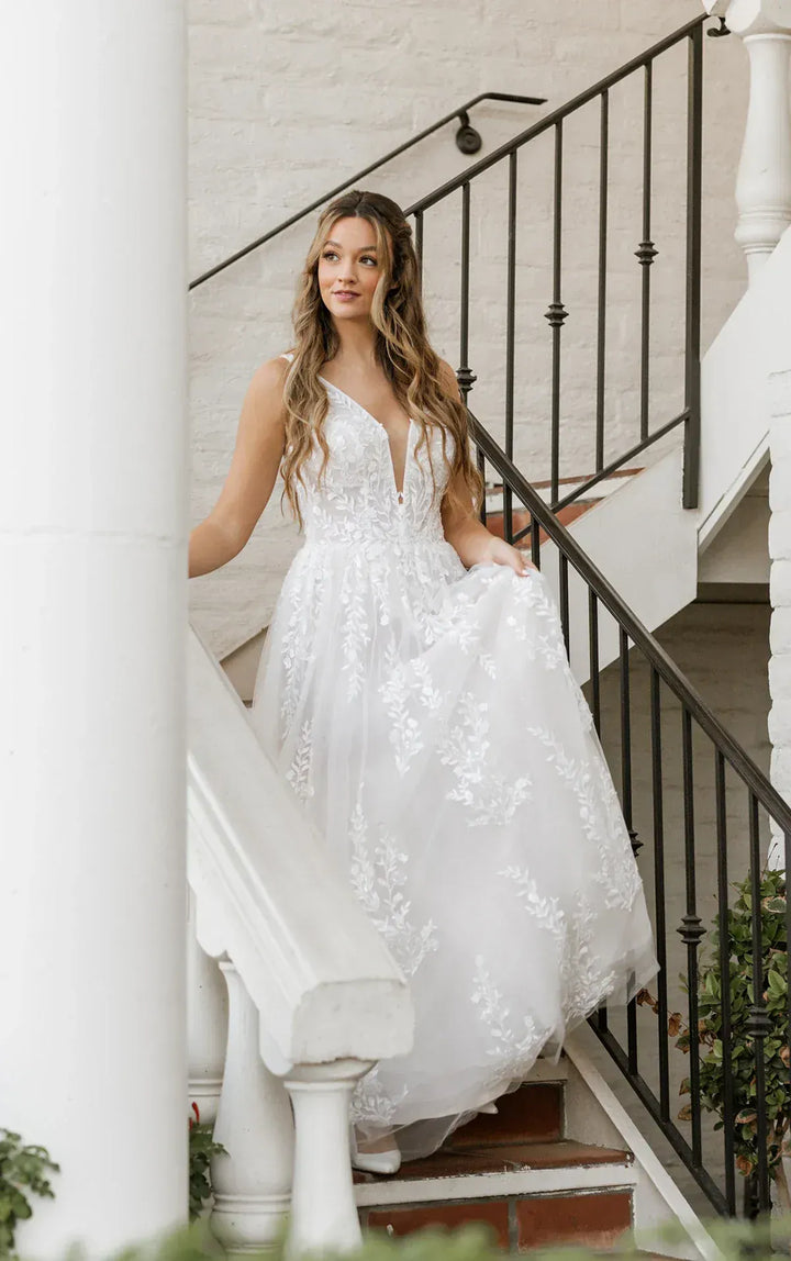 Essense of Australia D4007 - Size 14