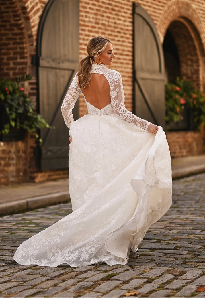 Essense of Australia D4028 - Size 14