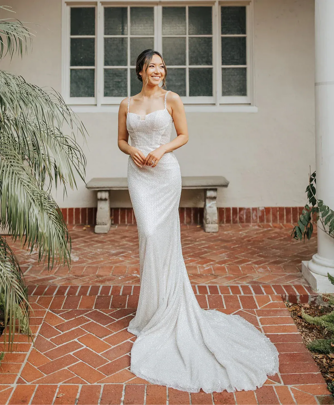 Essense of Australia D4113 - Size 10