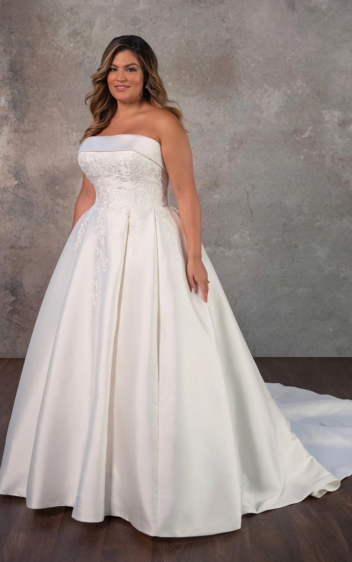 Essense of Australia D4217 - Size 24