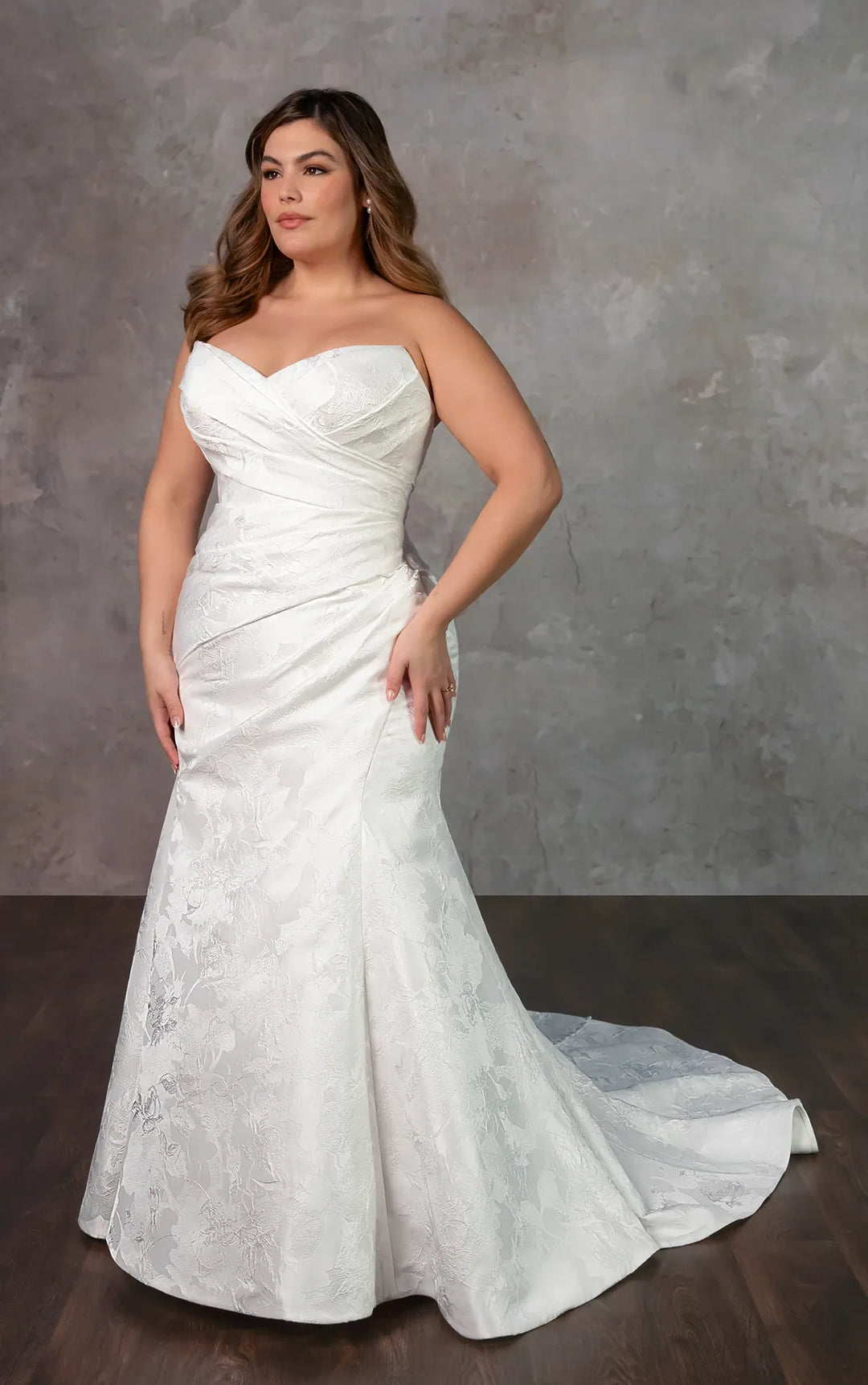 Designer Fit And Flare Dresses On Sale - Luxe Redux Bridal Designer Fit And Flare Dresses On Sale - Luxe Redux Bridal