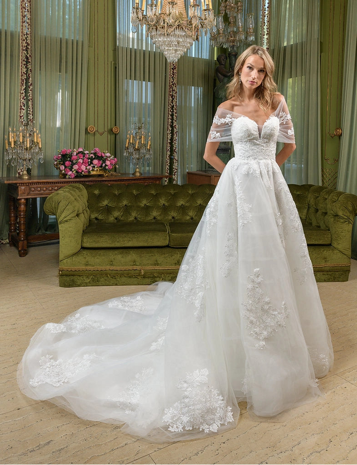 Estee Couture Dekota - Size 10