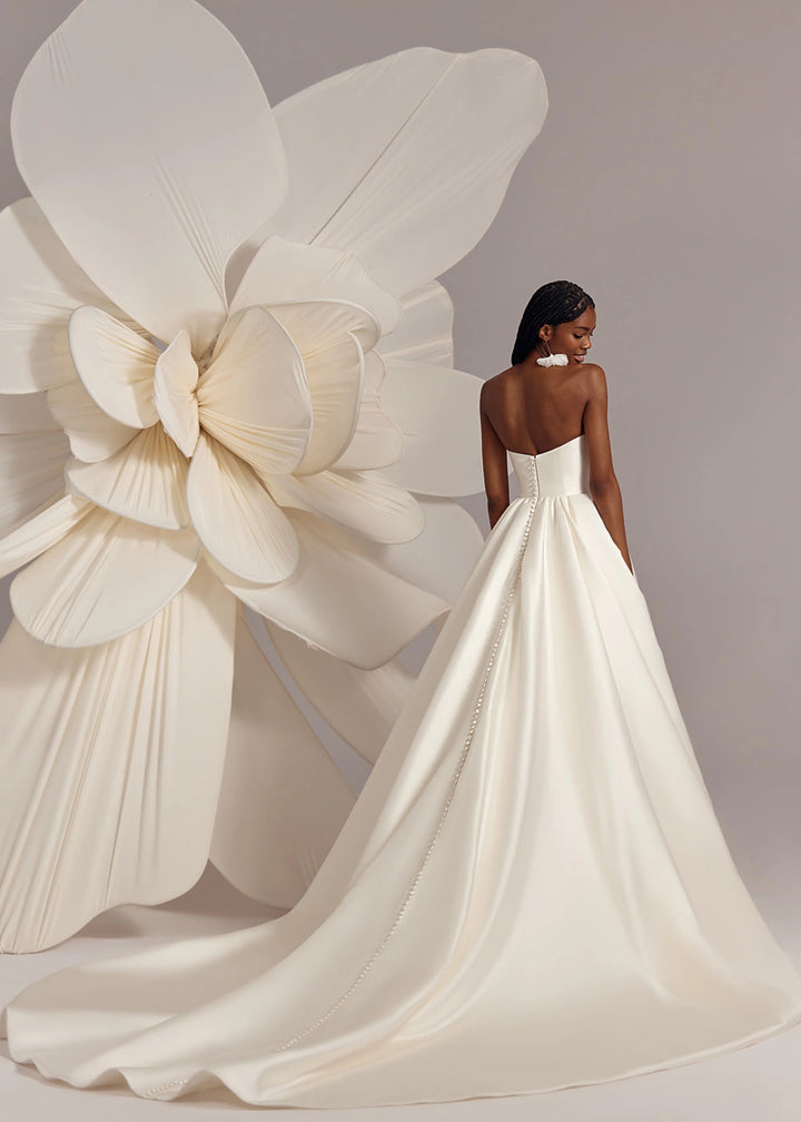 Eva Lendel Dallas - Size 14