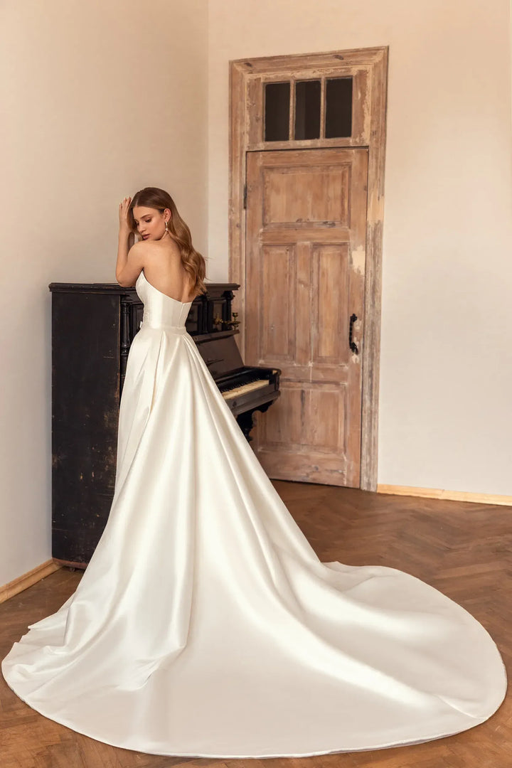 Eva Lendel Lika + Overskirt - Size 12