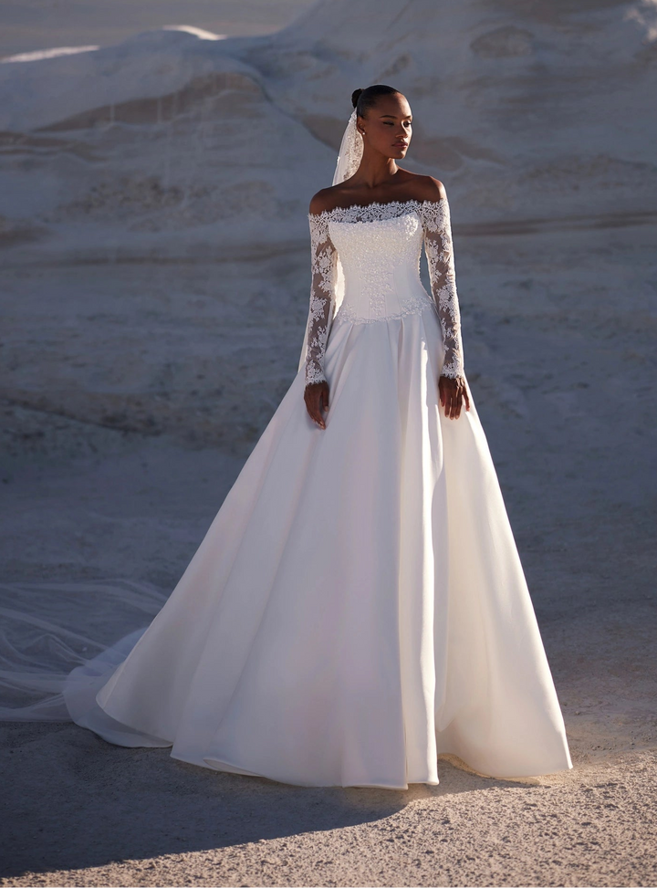 Eva Lendel Santana [Gown Only] - Size 10