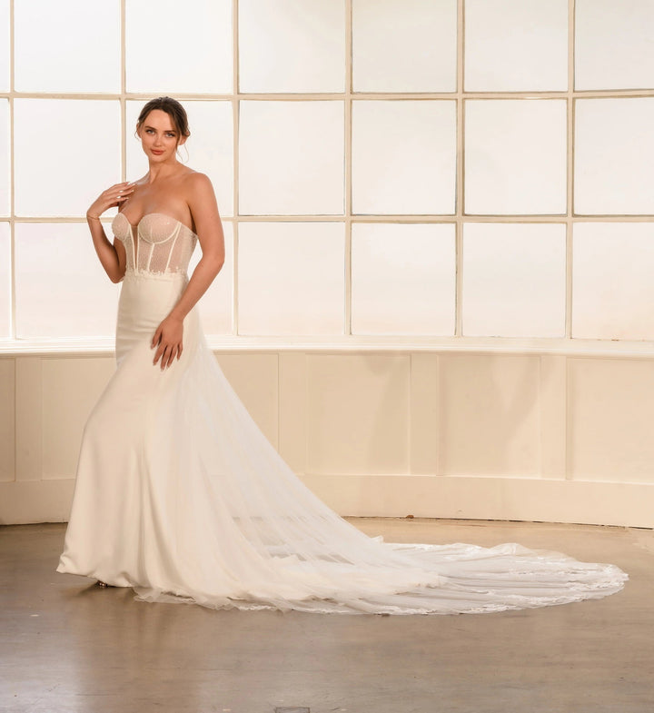 Evelyn Bridal Annabelle + Overskirt - Size 8