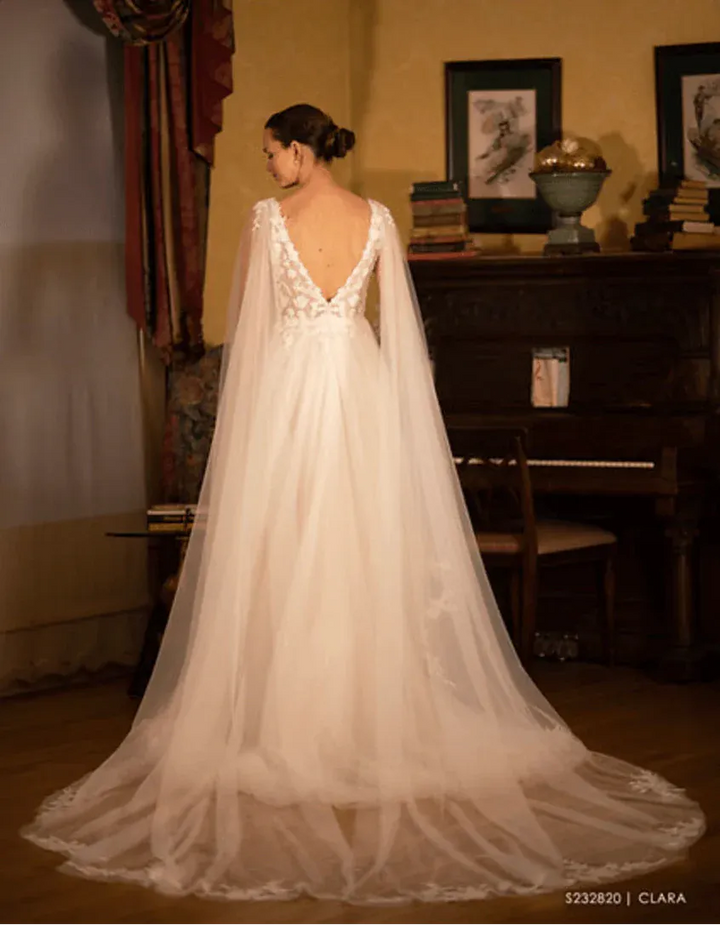 Evelyn Bridal Clara + Cape - Size 6