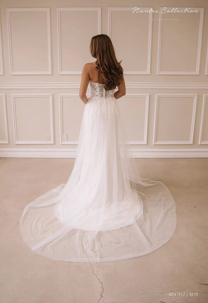 Evelyn Bridal Skye - Size 6