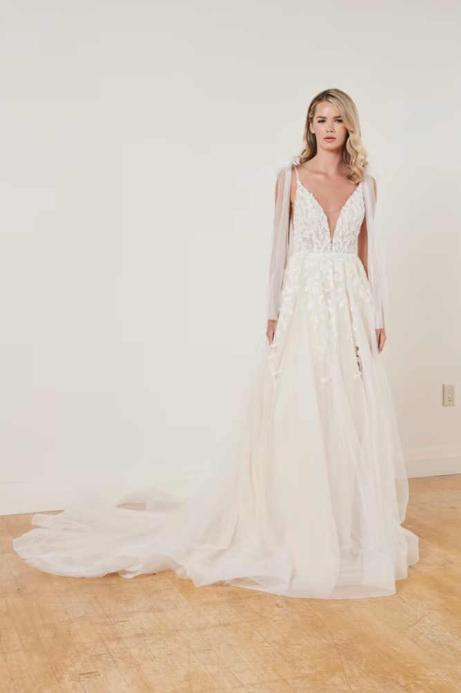 Evergreen Bridal Georgia - Size 14