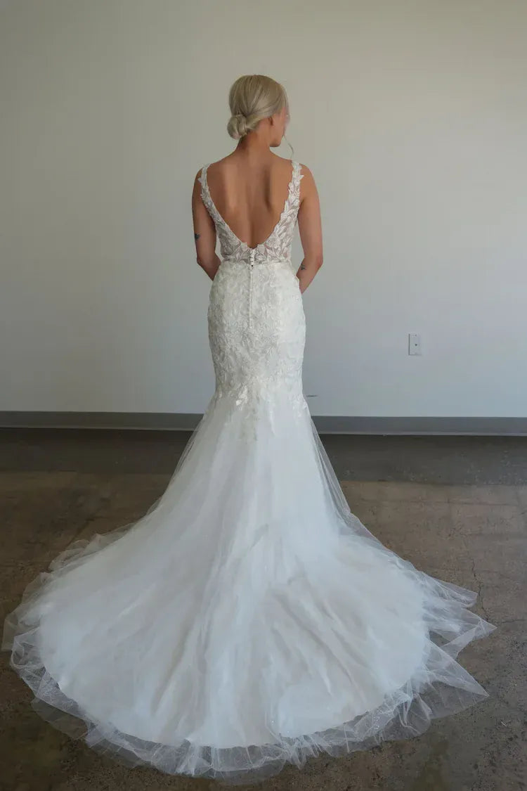 Everly 2326 - Size 6