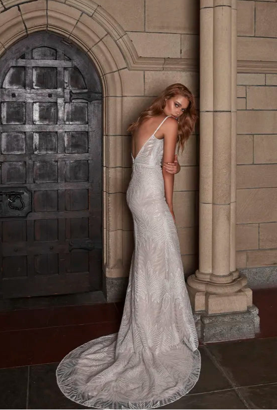 Evie Young Roane EY309 - Size 12