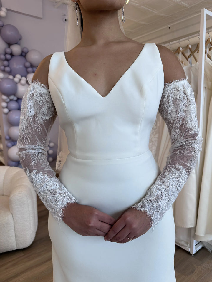 Luxe Privée Amina Sleeves