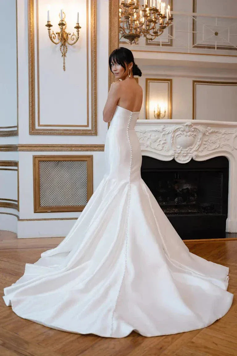 Jenny Yoo Rose Wedding Dress Strapless Shimmer Twill Fit and Flare Bridal Gown with Ruched Neckline and Long Train Size 12 Luxe Redux Bridal Jenny Yoo Rose Wedding Dress Strapless Shimmer Twill Fit and Flare Bridal Gown with Ruched Neckline and Long Train Size 12 Luxe Redux Bridal