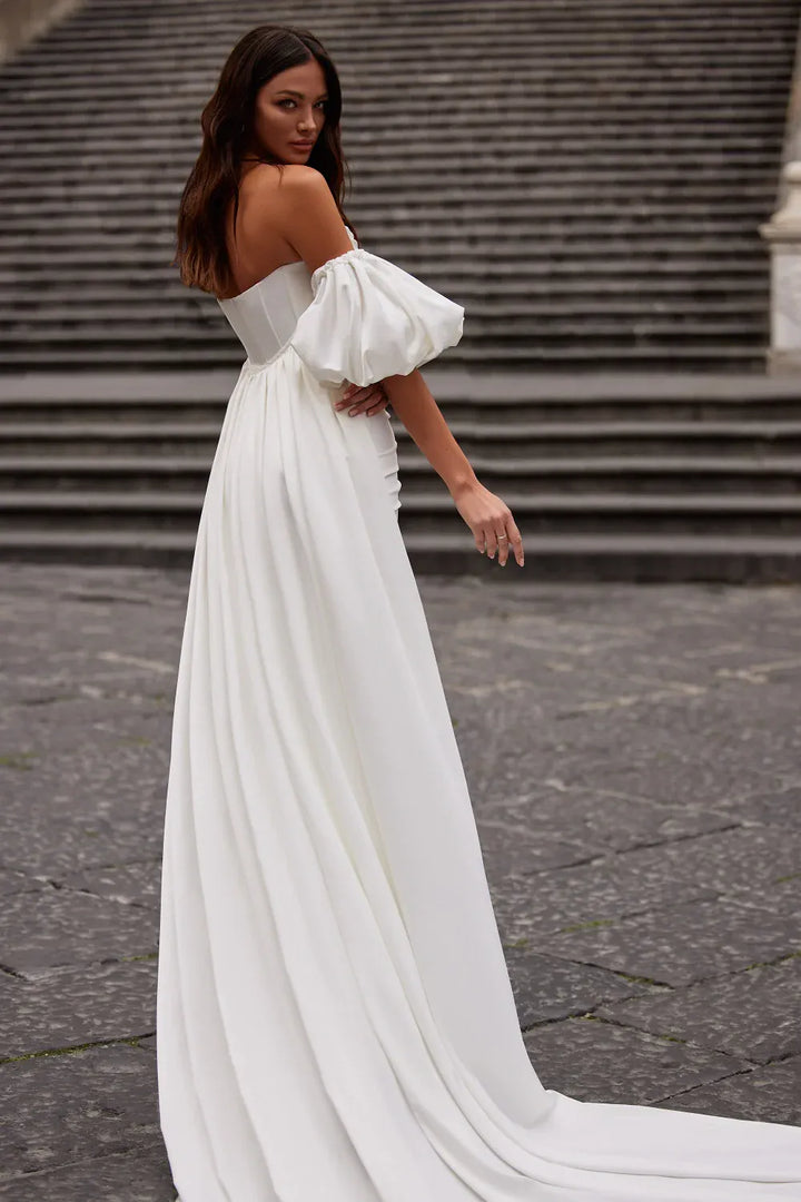 Julie Vino Holly MB24-BC + Cape - Size 10