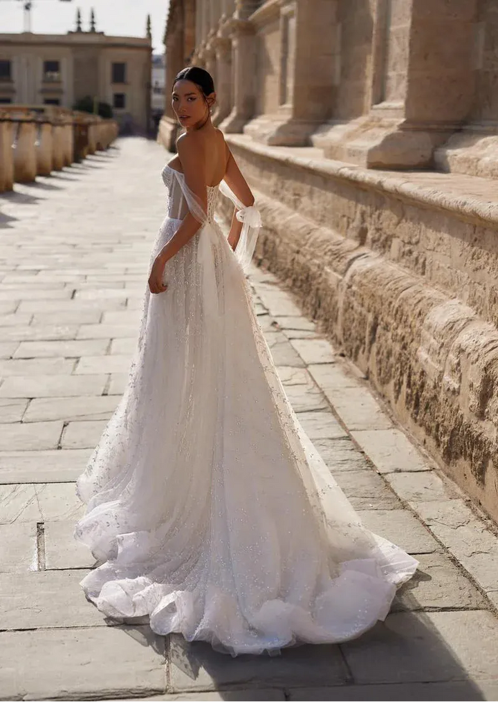 Julie Vino Stephanie 2405 - Size 8