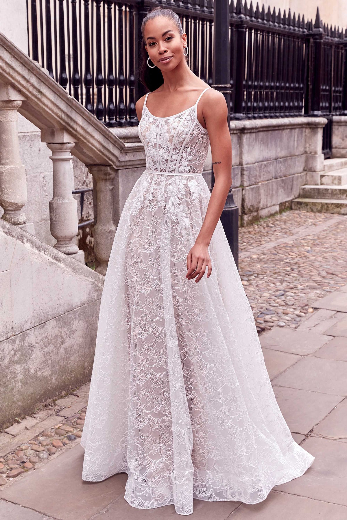 Monique lhuillier alexandra qr gown