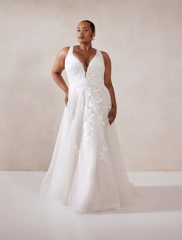 Adore by Justin Alexander 11299 - Size 26